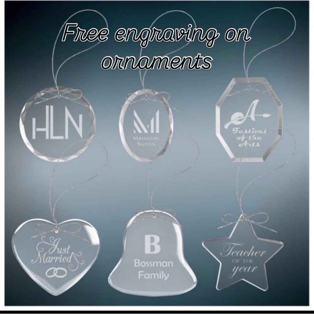 Elegant Clear Glass Ornaments Set